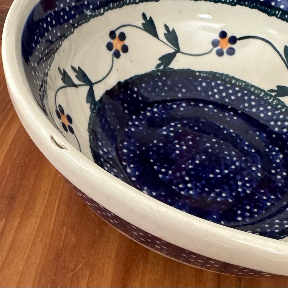 Hand-Painted Ceramic Serving Bowl in White and Navy - Picture 3 of 9